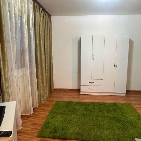One Room Apartment Ptm Bucarest Esterno foto